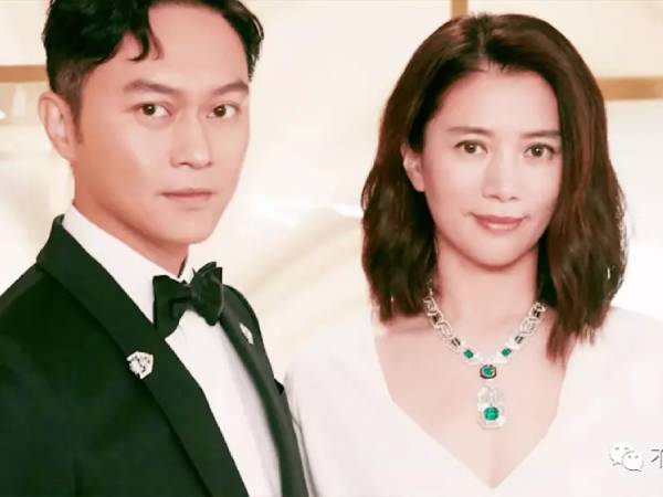 Hoa hậu Viên Vịnh Nghi bị quay lưng vì tổ chức đám cưới