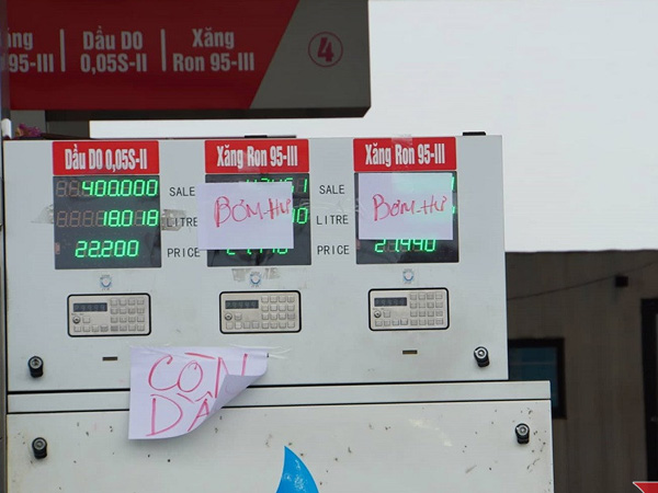 Lo thiếu xăng, TP.HCM kiến nghị khẩn 2 bộ