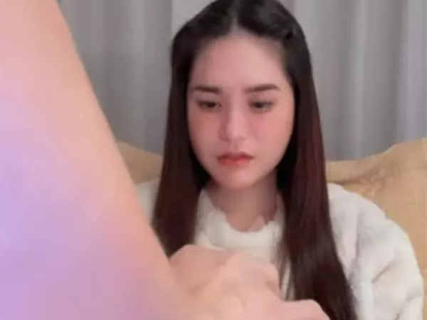 Đoàn Di Băng bị mắng làm nũng chồng, anh xã đáp 1 câu hút 60k 'like'
