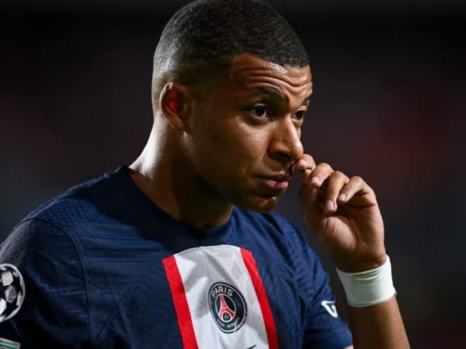 Mbappe bị mắng té tát vì dở chứng, đòi rời PSG sau World Cup 2022