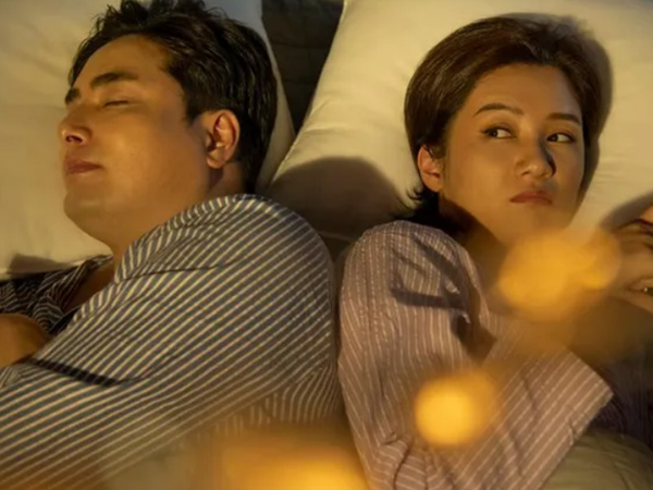 Ngay trong đêm tân hôn, chồng đã khuyên vợ nên về nhà ngoại sống
