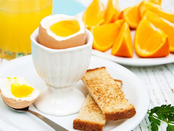 Thói quen vào bữa sáng giúp giảm mỡ bụng