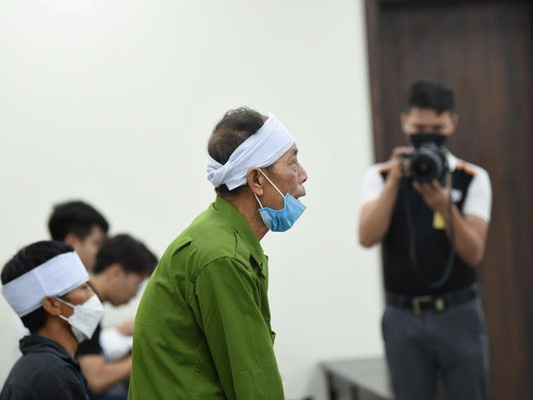 Xuất hiện tình tiết mới vụ bé gái 3 tuổi ở Thạch Thất bị đóng đinh vào đầu