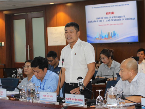 Petrolimex Sài Gòn: Không cửa hàng nào thiếu xăng dầu, đổ bao nhiêu cũng được