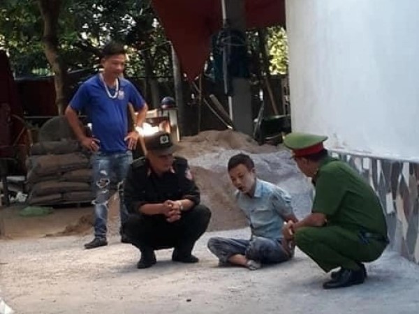 Chồng dùng súng bắn vợ tử vong, hàng xóm trọng thương