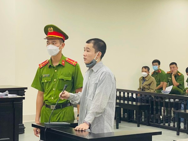 Chi tiết lời khai 'tàn độc' của kẻ đóng 9 chiếc đinh vào đầu bé gái