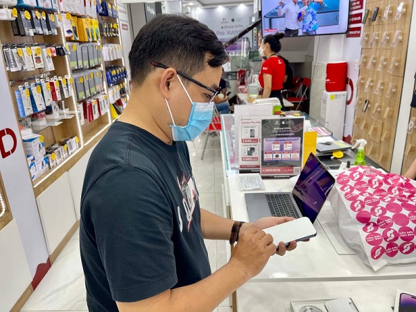 Chênh lệch giá iPhone 14 Pro chính hãng tại Việt Nam