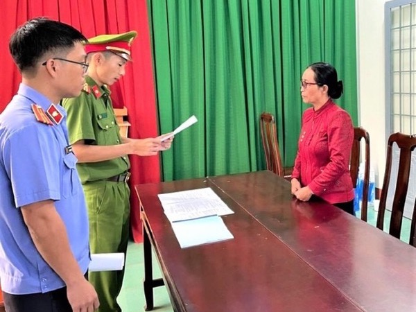 Cựu giáo viên lừa xin việc cho gần 50 người, chiếm đoạt tiền tỷ