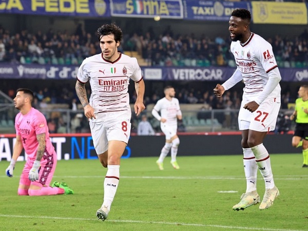 Kết quả Serie A: Napoli, AC Milan, Inter Milan thi nhau gây ấn tượng
