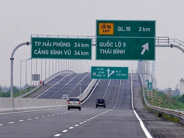 Vì sao phải trả nợ hơn 7.000 tỷ đồng cho cao tốc Hà Nội- Hải Phòng?