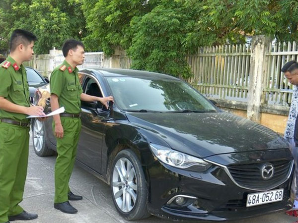 Cài định vị rồi tìm đến trộm cắp xe Mazda 6 đã bán cho khách
