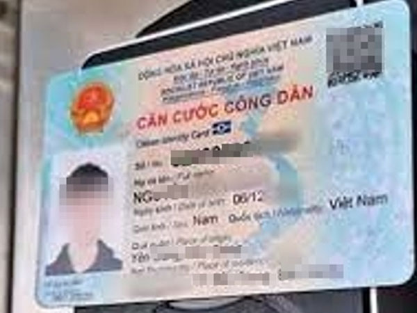 Nhặt được CCCD của người khác đăng lên mạng có thể bị xử phạt