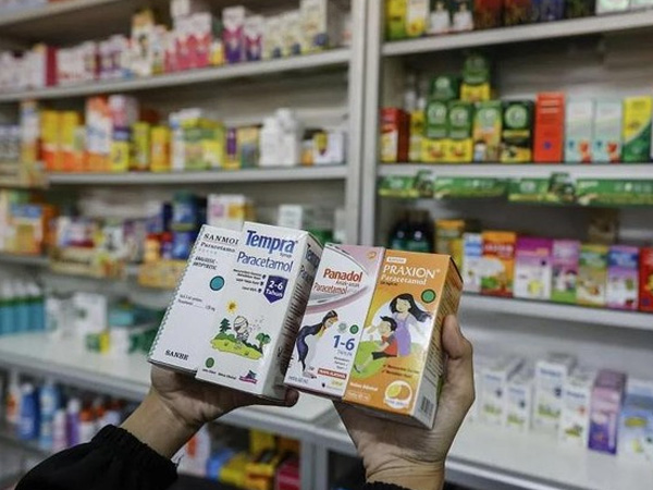 Indonesia cấm 5 loại si rô sau khi hàng trăm trẻ chết vì bệnh thận