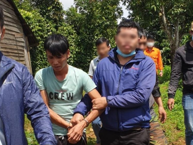 Kẻ 'cuồng dâm' đột nhập vào nhà trói con, hiếp dâm người mẹ trẻ