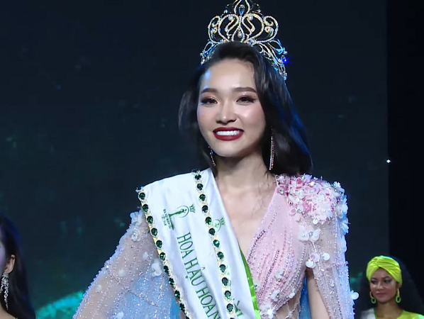 Sau một đêm, Việt Nam có thêm 2 hoa hậu vừa đăng quang