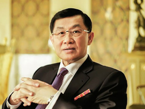 Mở nhà hàng, bán đồ lưu niệm ở sân bay, công ty của 'vua hàng hiệu' Johnathan Hạnh Nguyễn lãi đậm