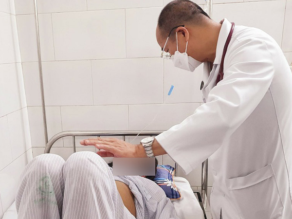 Người đàn ông Hà Nội cô đặc máu vì sốt xuất huyết, thời điểm cần vào viện ngay lập tức