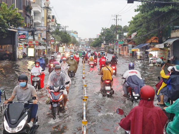 TP.HCM có thể mưa lớn và ngập sâu nhiều nơi trong chiều nay