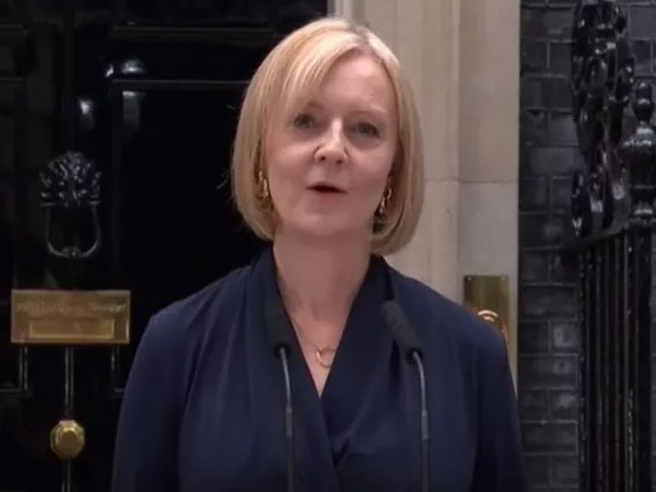 Bà Liz Truss nói gì khi ông Rishi Sunak trở thành thủ tướng?