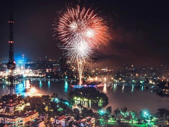 Hà Nội xây dựng 2 phương án bắn pháo hoa đêm giao thừa 2023