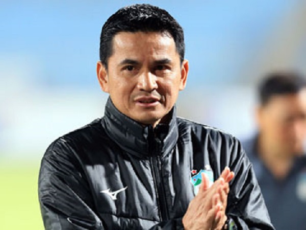 Kiatisak chia sẻ đầy bất ngờ khi HAGL được hưởng 2 quả penalty trước Bình Định