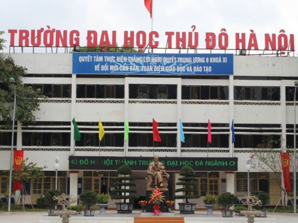 Kỷ luật giảng viên bị tố quấy rối nữ sinh đại học