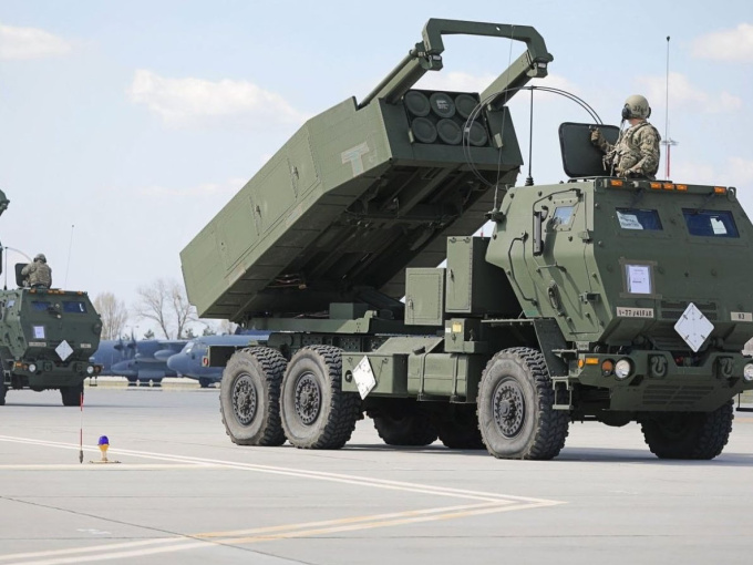Nga triển khai 82.000 lính nghĩa vụ tới Ukraine, Mỹ thêm gói viện trợ quân sự cho Kiev