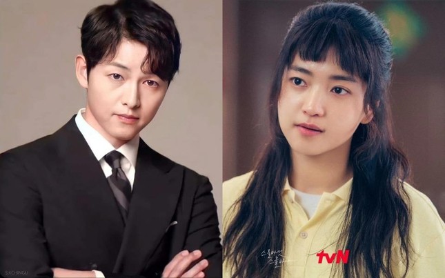 Song Joong Ki vướng tin hẹn hò Kim Tae Ri