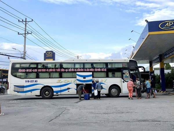 Vụ 300 chuyến xe 'mất tích' ở TP HCM: Phát động chiến dịch tẩy chay xe dù, bến cóc