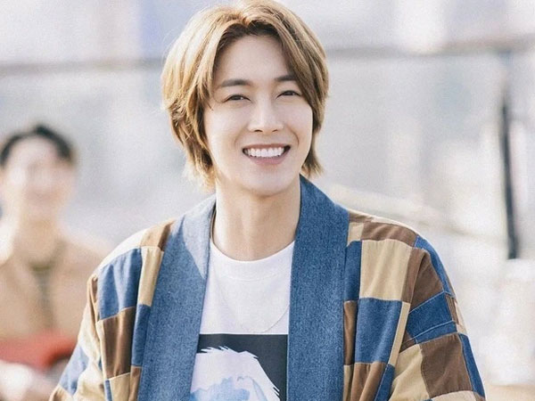 Vợ Kim Hyun Joong đã hạ sinh quý tử đầu lòng, nam thần thanh xuân lên chức bố!