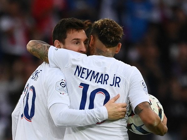 MNM tiếp tục thăng hoa, PSG ngược dòng chật vật trước Troyes