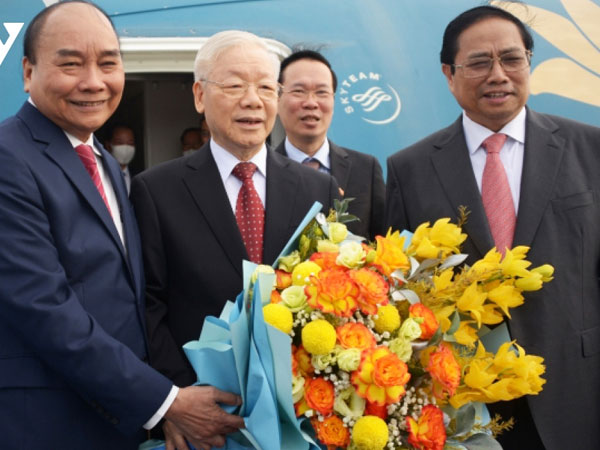 Tổng Bí thư Nguyễn Phú Trọng lên đường thăm chính thức nước CHND Trung Hoa