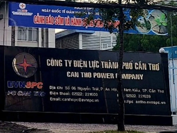 Tài xế tự vẫn tại trụ sở Công ty điện lực Cần Thơ