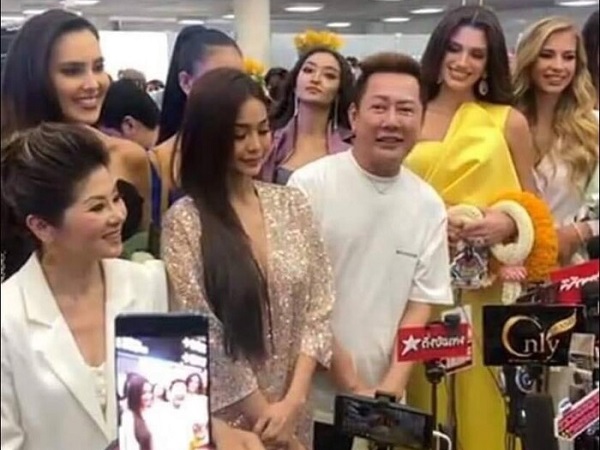 Vừa về Thái, Engfa trở thành tâm điểm - Tân Miss Grand như 'bù nhìn' giữa sân bay