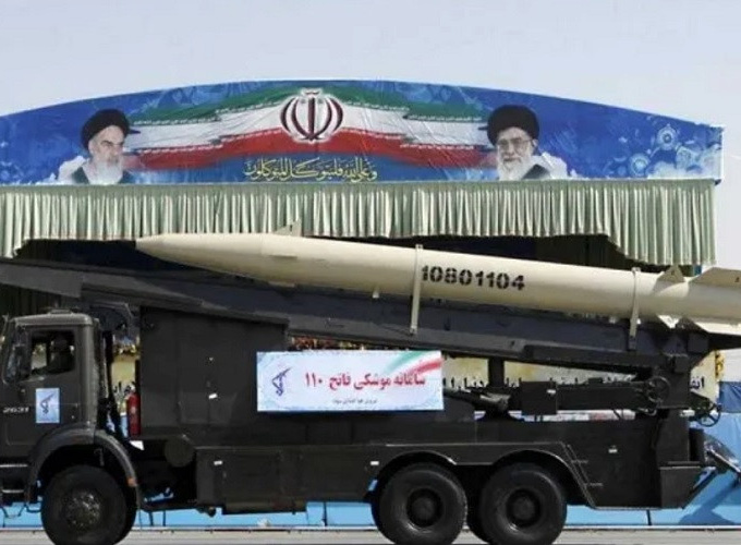 Ukraine tố Nga triển khai tên lửa đạn đạo Iran sát biên giới
