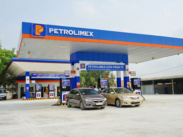 Doanh thu tăng vọt lên 3 tỷ USD, Petrolimex vẫn lỗ kinh doanh xăng dầu