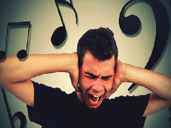 7 thói quen phổ biến hàng ngày làm tăng nguy cơ sa sút trí tuệ, khiến bạn mất trí nhớ