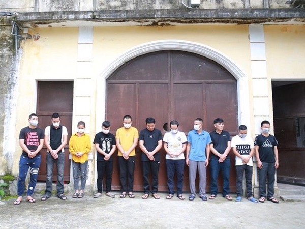 Triệt phá đường dây cá độ bóng đá liên tỉnh quy mô 6.000 tỷ đồng