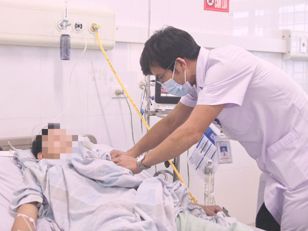 Khó thở, đau tức ngực, người đàn ông trẻ phát hiện bệnh hiếm 10.000 người chỉ 2 người bị