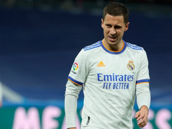Chán cảnh 'nuôi báo cô', Real đề nghị Hazard tìm đội bóng mới