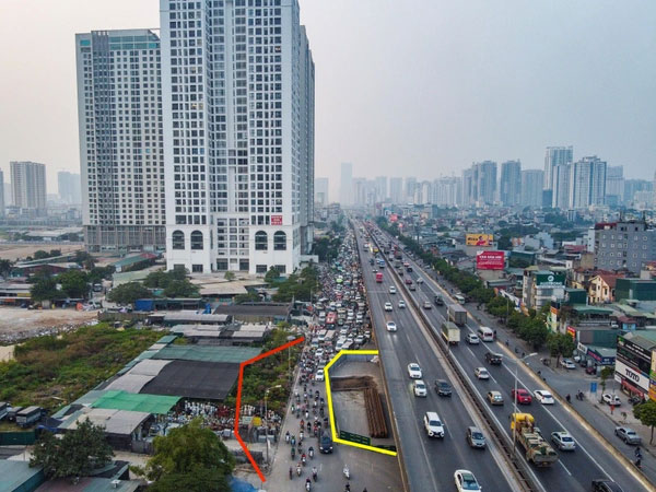 Sở GTVT Hà Nội nêu lý do không thể xén vỉa hè thu hẹp lô cốt chiếm đường