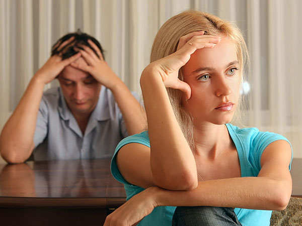 Tổng thu nhập 25 triệu đồng, vợ tiêu 5 triệu mỗi tháng chồng vẫn bảo xài sang