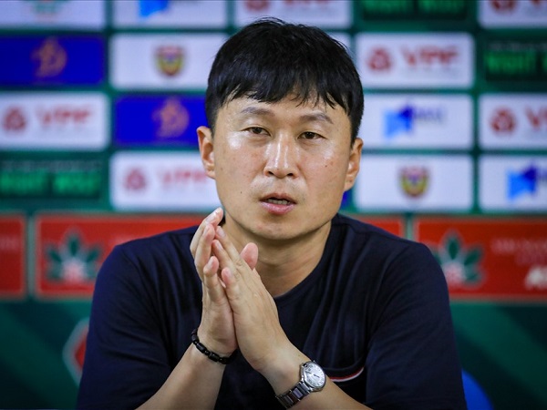 HLV Hàn Quốc tuyên bố Hà Nội thắng Hà Tĩnh để sớm vô địch V-League
