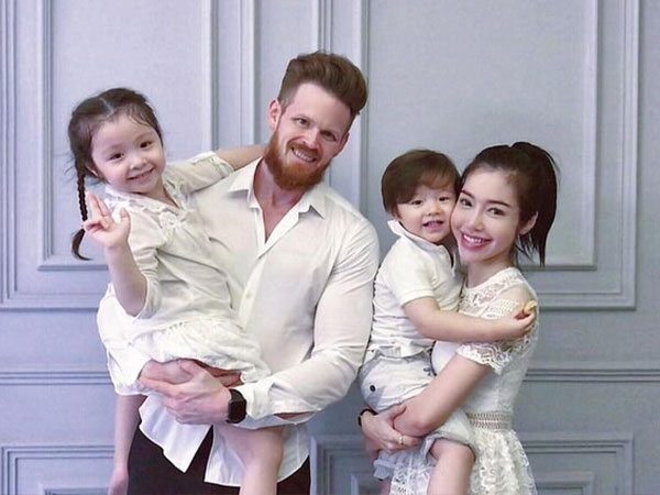 Chồng Tây chính thức lên tiếng về ồn ào với Elly Trần: Ly thân từ tháng 5/2019, nhiều lần đề nghị ly dị nhưng vợ không đồng ý