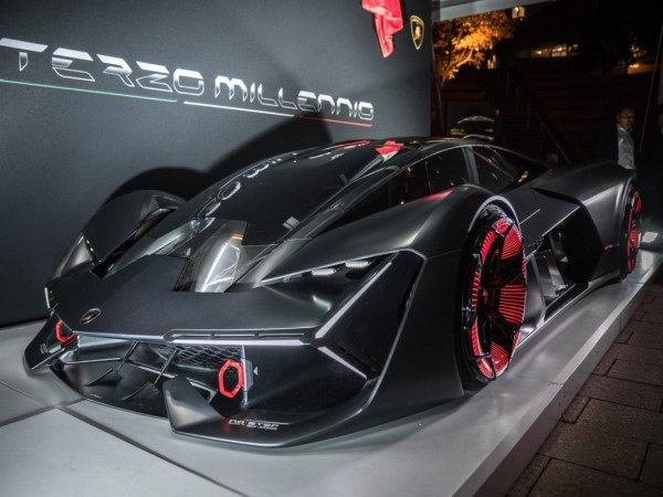 Ông chủ Lamborghini chia sẻ về điểm nổi bật của siêu xe điện sắp ra mắt