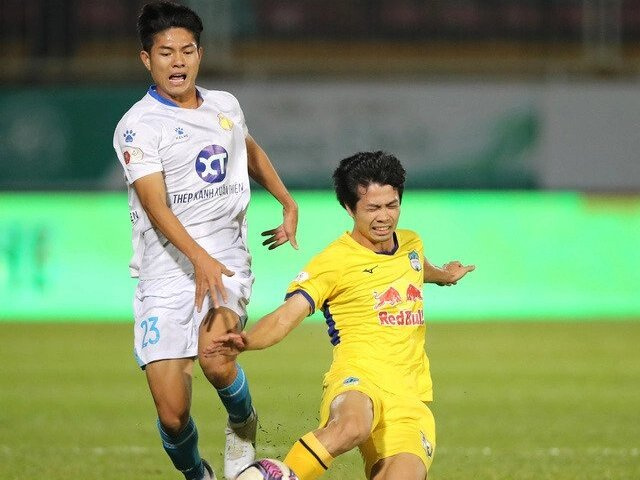 Công Phượng chia tay V.League 2022