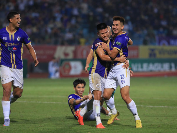 Đánh bại Hà Tĩnh, Hà Nội FC lần thứ 6 lên ngôi vô địch V.League