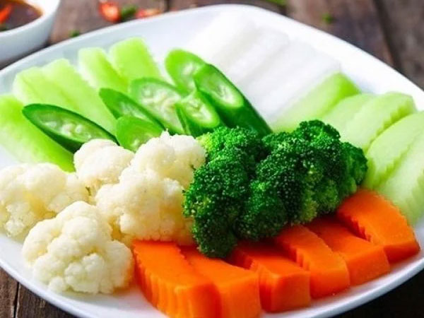 9 loại thực phẩm để qua đêm dù ngon tới mấy cũng không nên dụng đũa, kẻo rước độc tố gây thêm bệnh