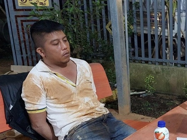 Trinh sát vây bắt 4 đối tượng chở lậu gần 2 tấn pháo nổ