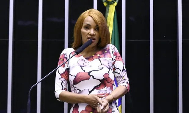Nghị sĩ Brazil lãnh án 50 năm tù vì ra lệnh cho các con giết chồng